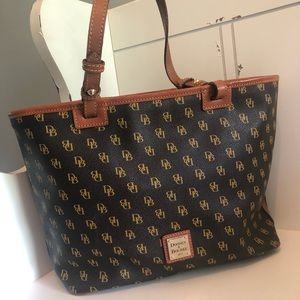 Dooney and Bourke bag for sale